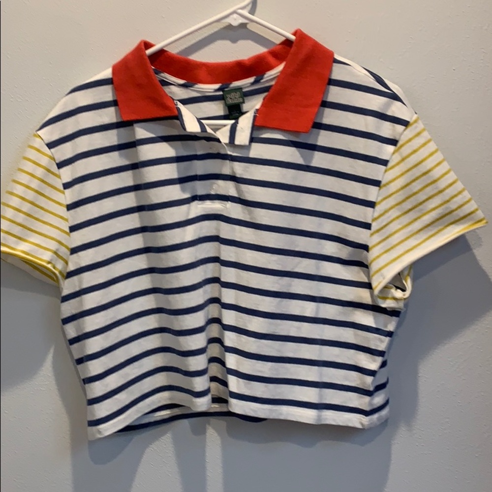 Cropped stripped shirt